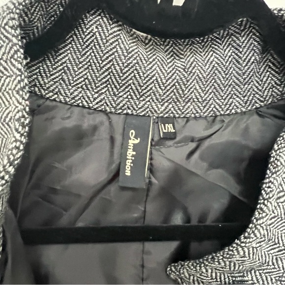 Dark Grey Herringbone Cape Single-breasted button Women's Size L/XL - Picture 6 of 10